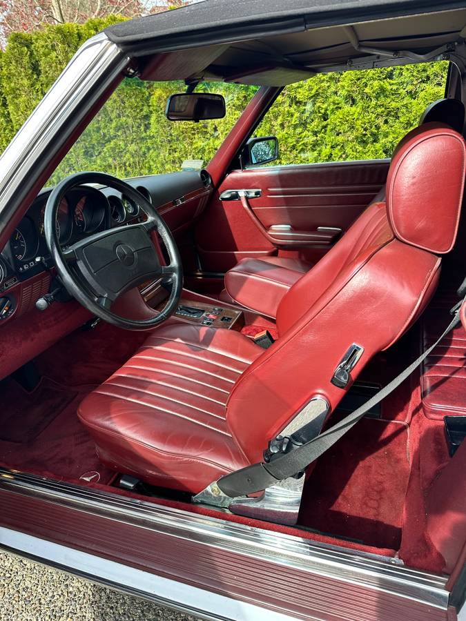 Mercedes-benz-560-sl-r107-1987-white-10