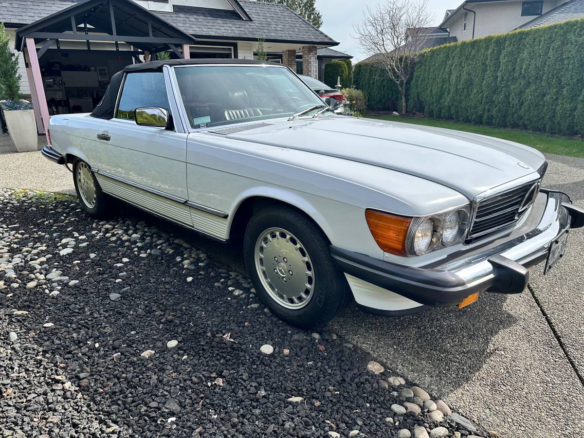 Mercedes-benz-560-sl-r107-1987-white-5