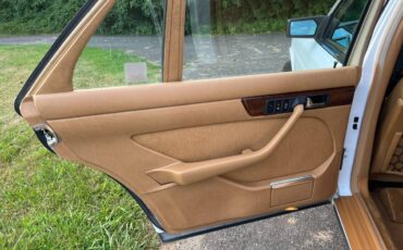 Mercedes-benz-560sel-1987-white-11