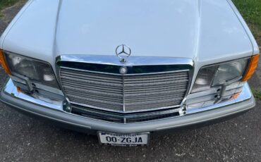 Mercedes-benz-560sel-1987-white-19