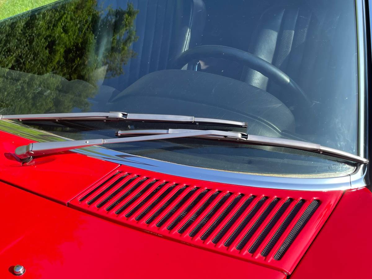 Mercedes-benz-560sl-1986-red-9