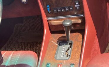 Mercedes-benz-560sl-1987-white-10