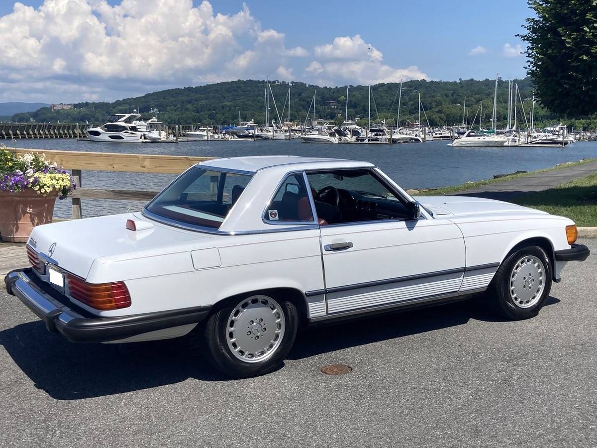 Mercedes-benz-560sl-1987-white-4