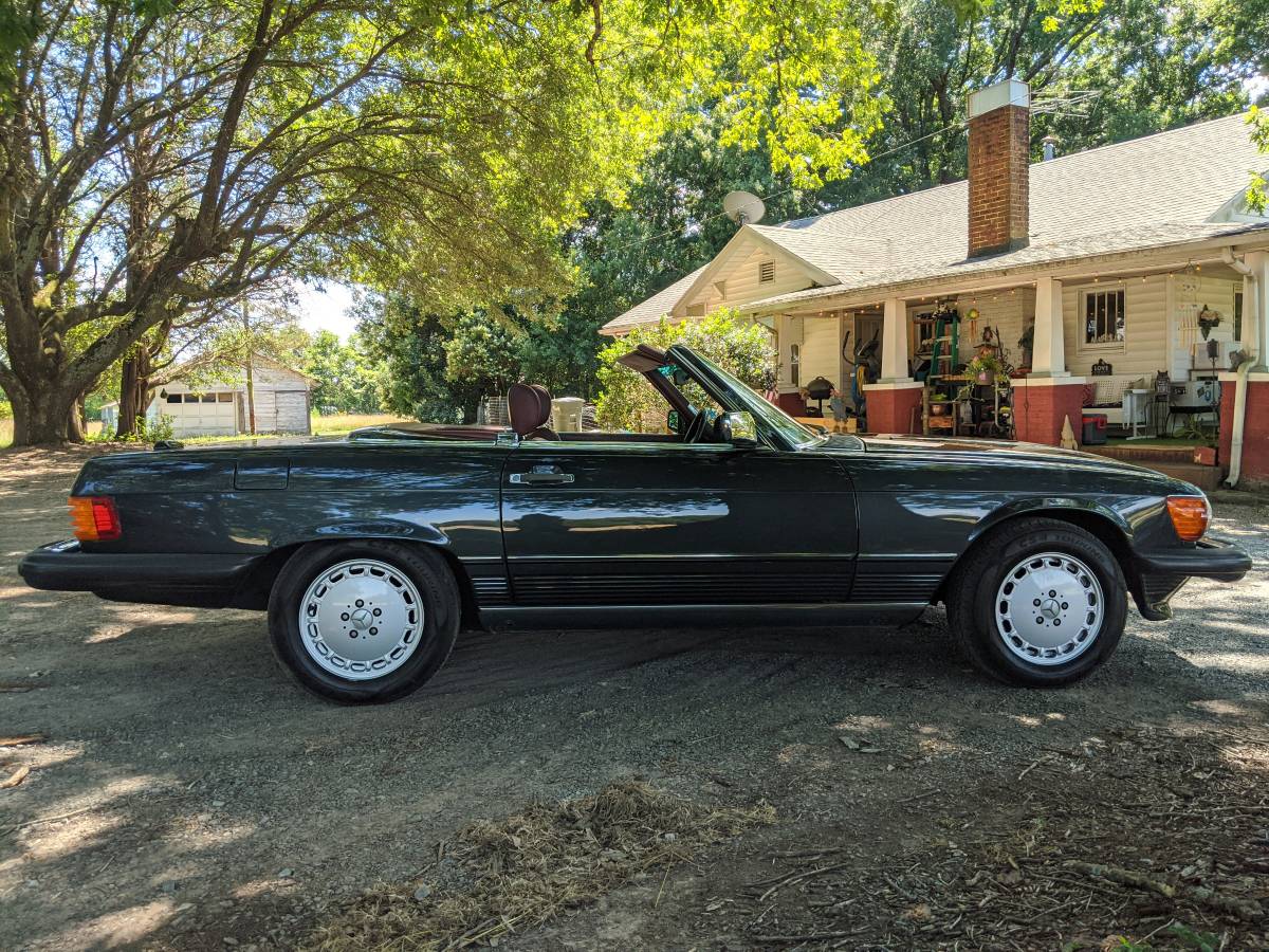 Mercedes-benz-560sl-1989-black-11