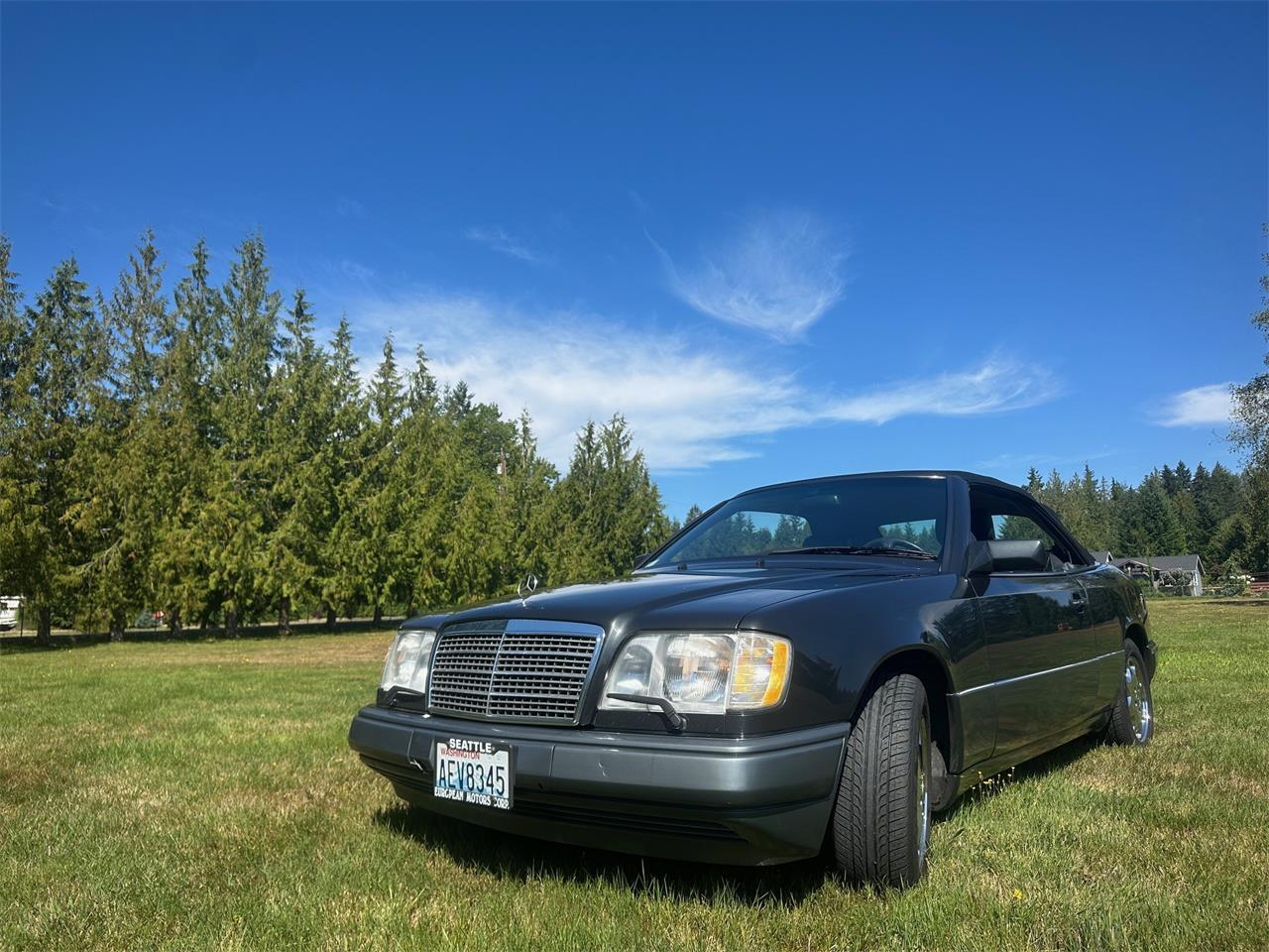 Mercedes-benz-E320-1994-Two-Tone-Gray-Black-2