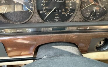 Mercedes-benz-c300-diesel-1985-green-4
