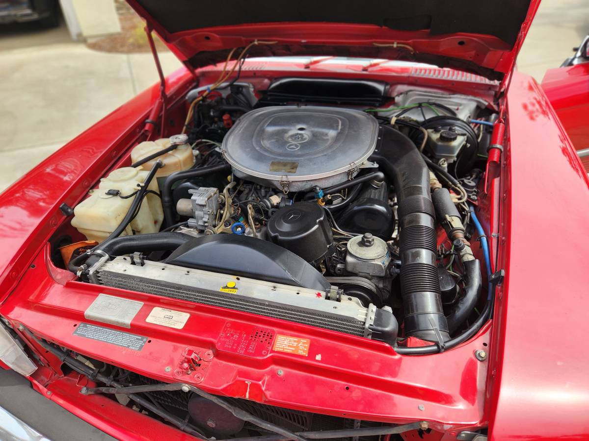 Mercedes-benz-cla-class-560sl-1986-red-5