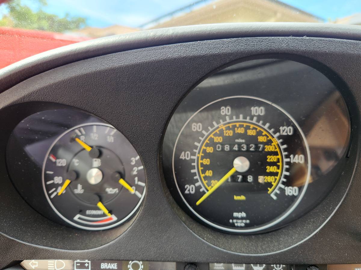 Mercedes-benz-cla-class-560sl-1986-red-6
