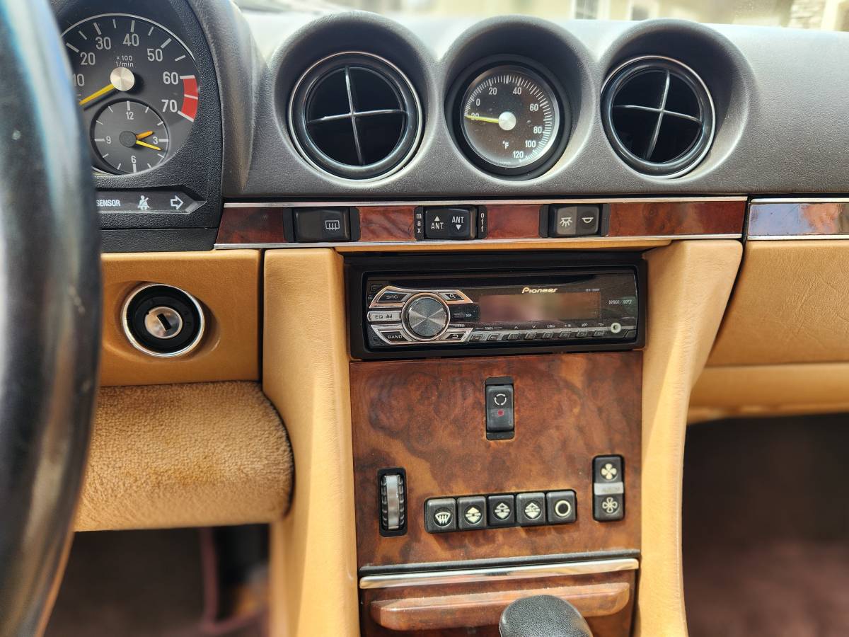 Mercedes-benz-cla-class-560sl-1986-red-7
