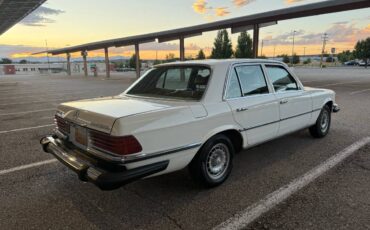 Mercedes-benz-diesel-1979-white-2