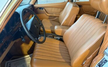 Mercedes-benz-diesel-1979-white-23