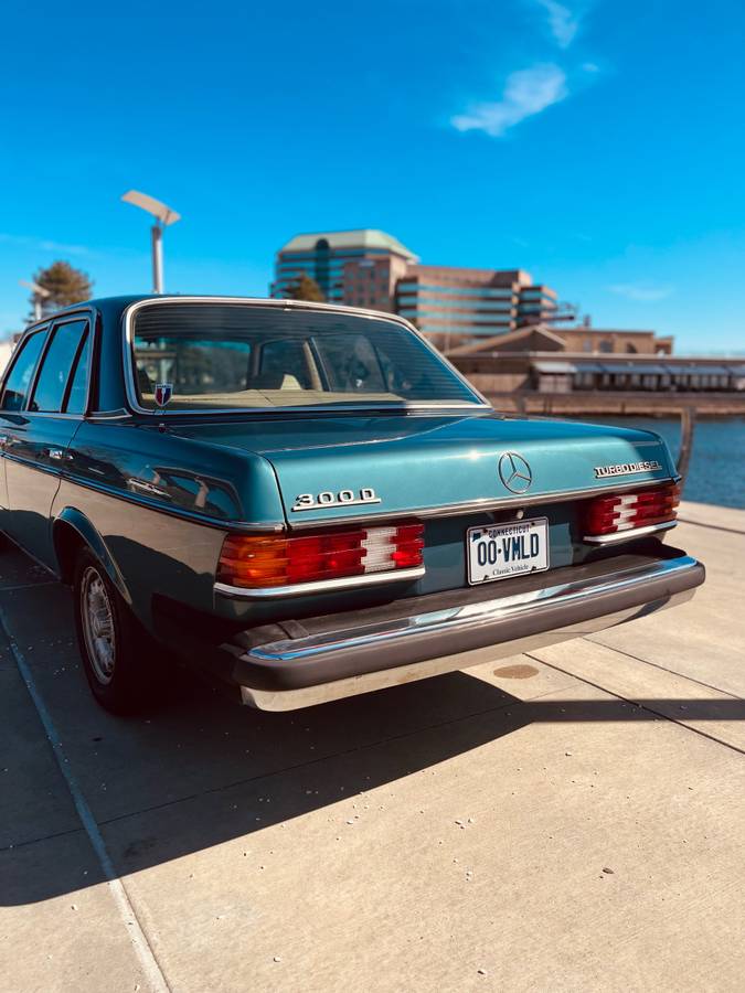 Mercedes-benz-diesel-1985-5