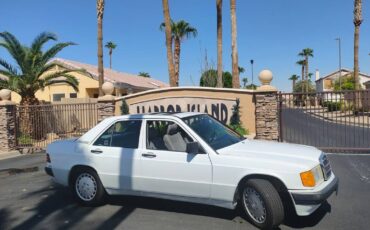 Mercedes-benz-e-class-1992-white