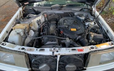 Mercedes-benz-e-class-1993-10