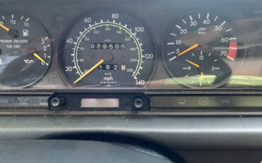 Mercedes-benz-e-class-1993-6