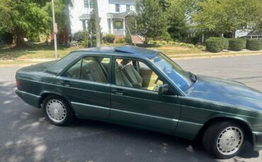 Mercedes-benz-e-class-1993-green-19