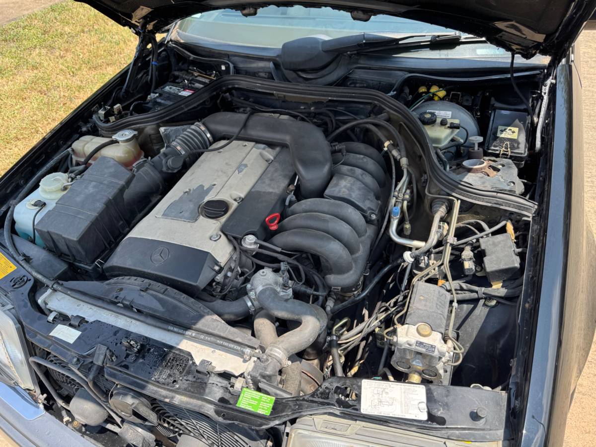 Mercedes-benz-e-class-1995-11