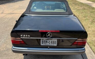 Mercedes-benz-e-class-1995-13
