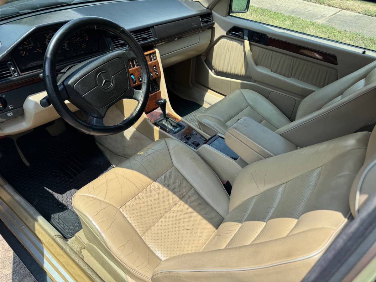 Mercedes-benz-e-class-1995-5
