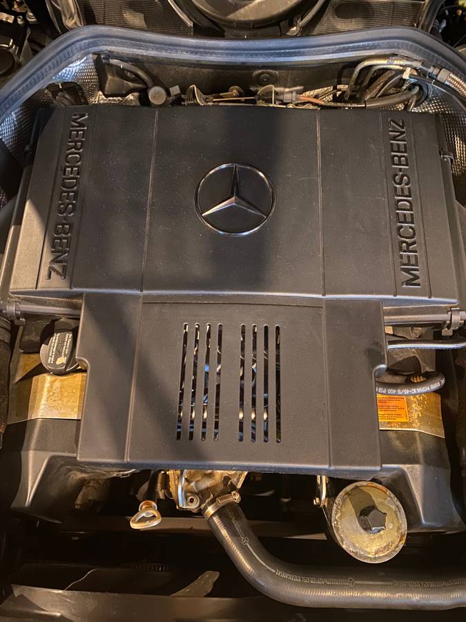 Mercedes-benz-e-class-1995-grey-10