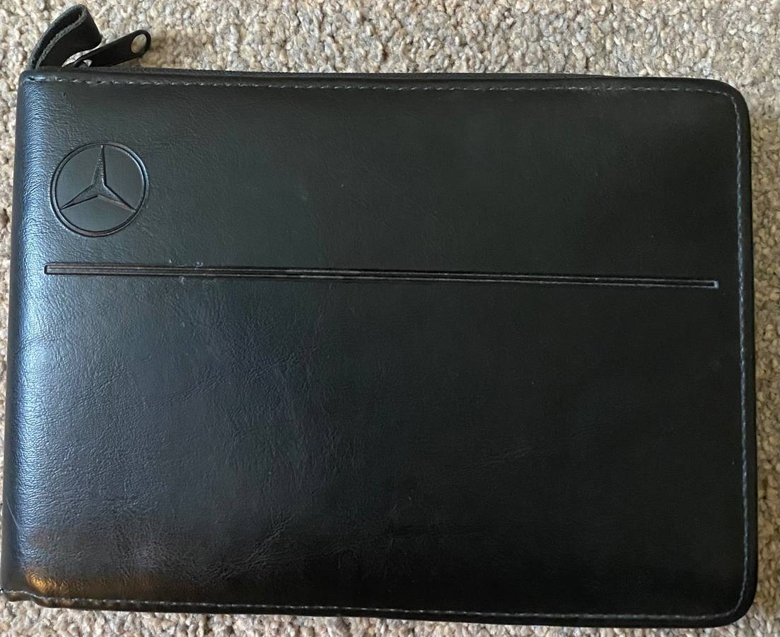 Mercedes-benz-e-class-1995-grey-11