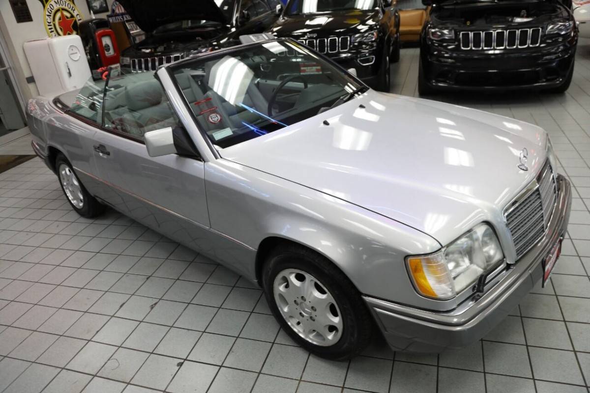 Mercedes-benz-e-class-e-320-2dr-1995-silver-1