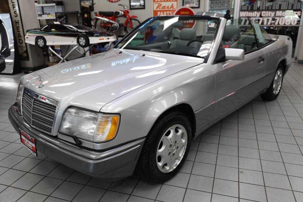 Mercedes-benz-e-class-e-320-2dr-1995-silver-12