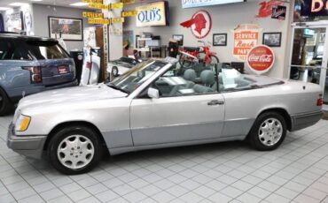 Mercedes-benz-e-class-e-320-2dr-1995-silver-13