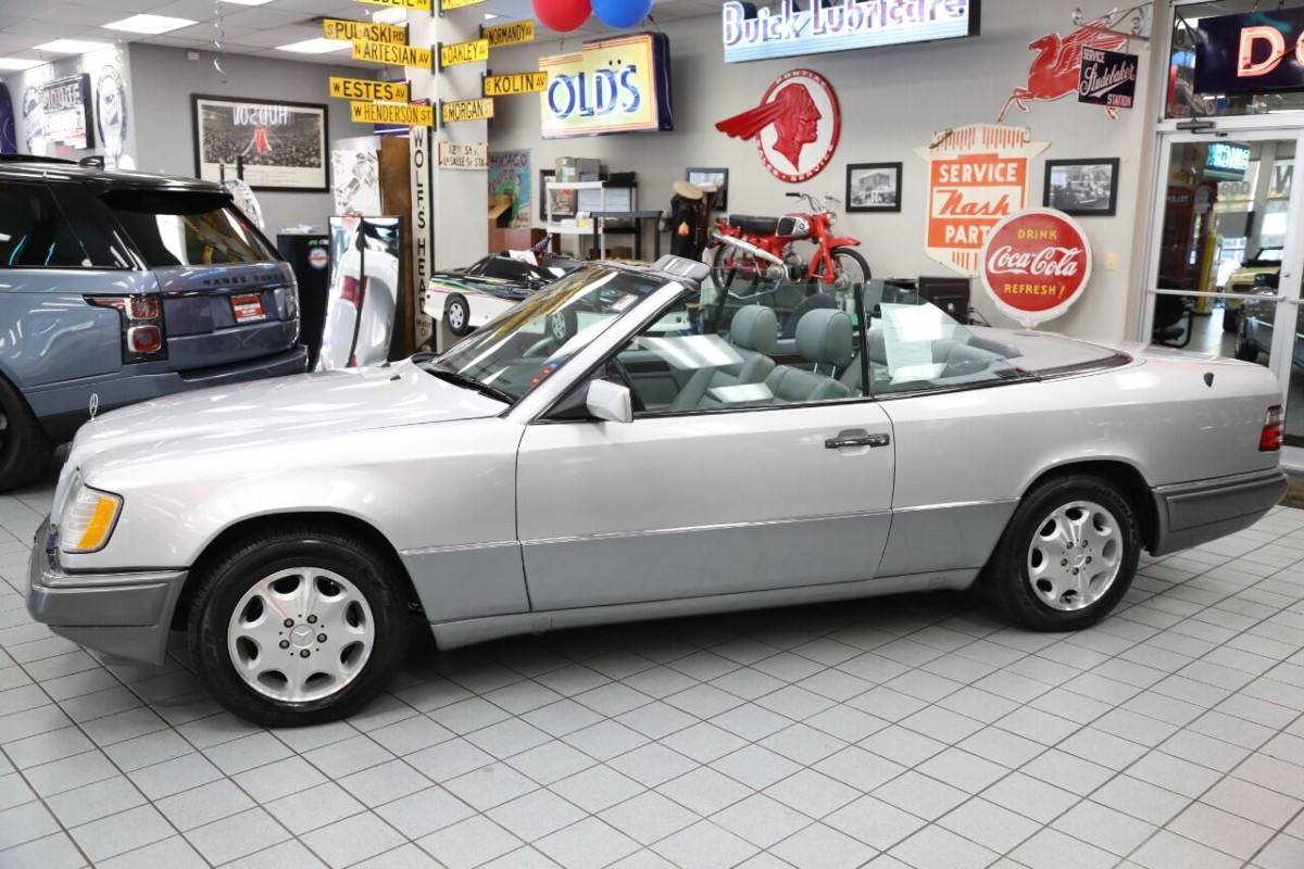 Mercedes-benz-e-class-e-320-2dr-1995-silver-13