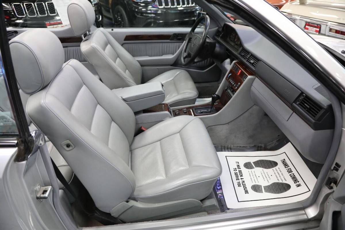 Mercedes-benz-e-class-e-320-2dr-1995-silver-20
