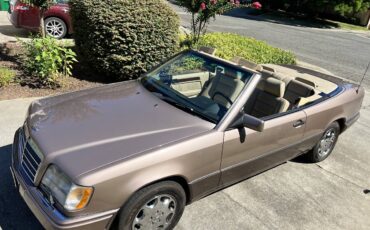 Mercedes-benz-e320-1994-brown-10