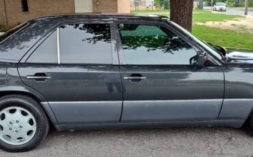 Mercedes-benz-e320-1994-grey-14