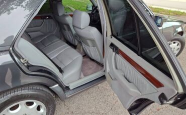 Mercedes-benz-e320-1994-grey-5