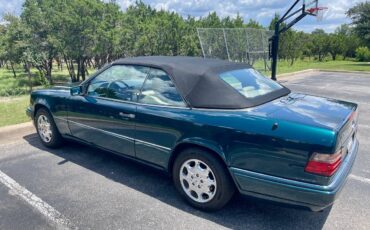 Mercedes-benz-e320-1995-green-5