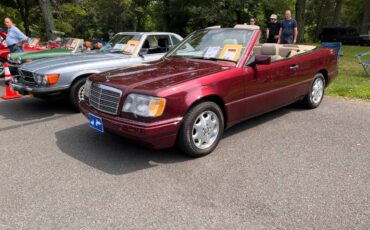 Mercedes-benz-e320-1995-red-2