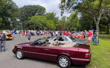 Mercedes-benz-e320-1995-red