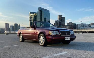 Mercedes-benz-e320-1995-red-5
