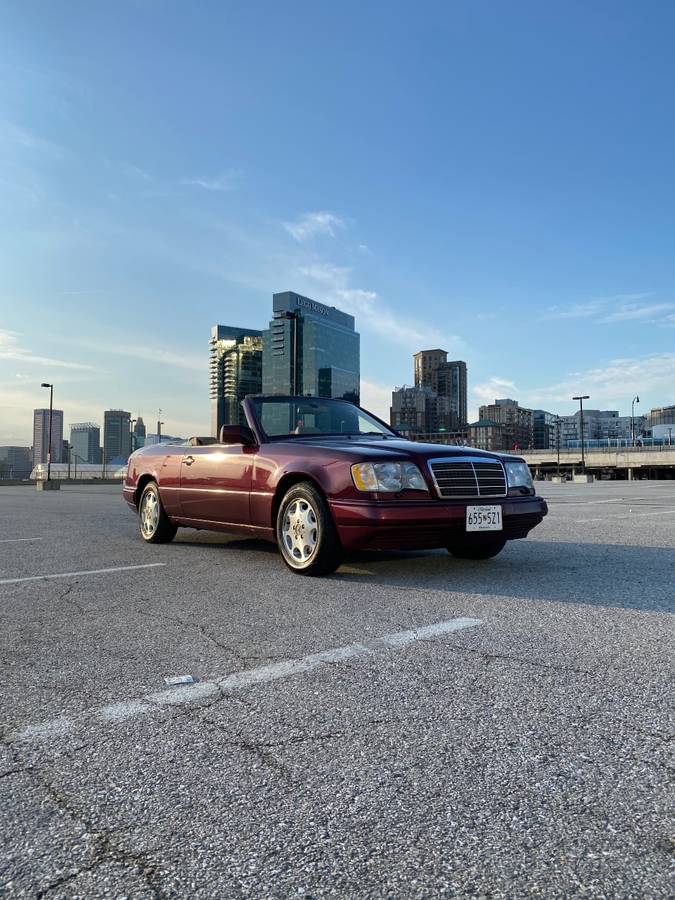 Mercedes-benz-e320-1995-red-5