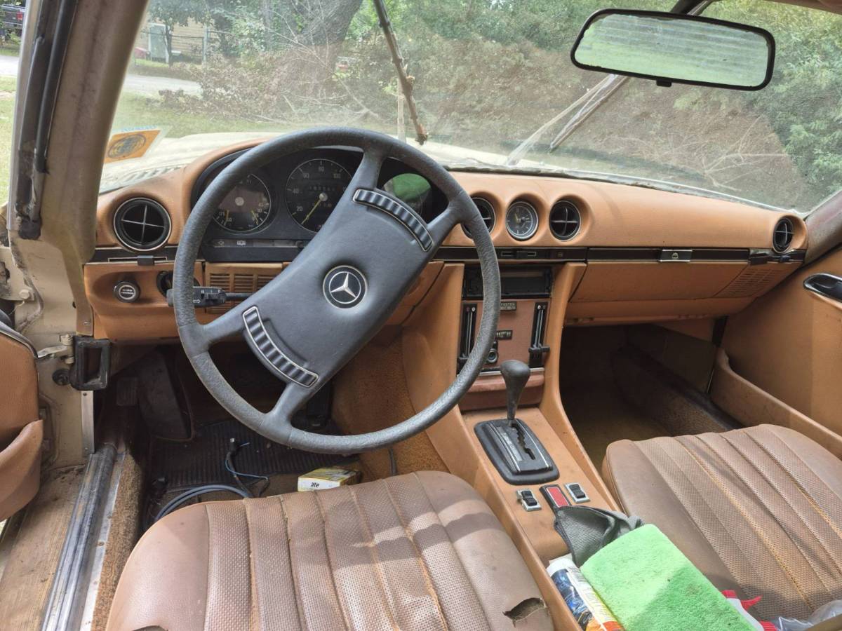Mercedes-benz-e350-1972-3