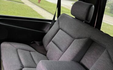 Mercedes-benz-gd350-diesel-1992-red-10