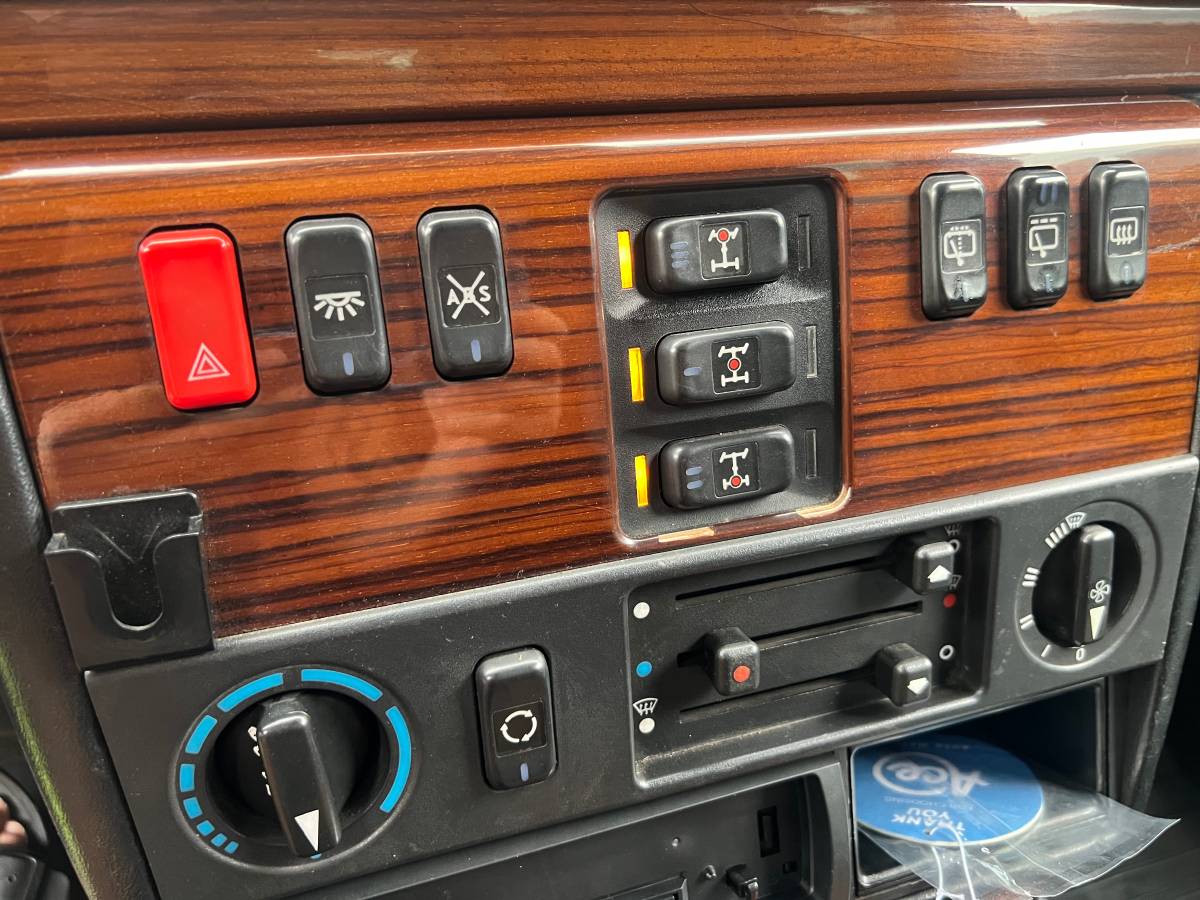 Mercedes-benz-gd350-diesel-1992-red-13