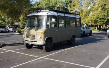 Mercedes-benz-o309d-diesel-1977-green-10