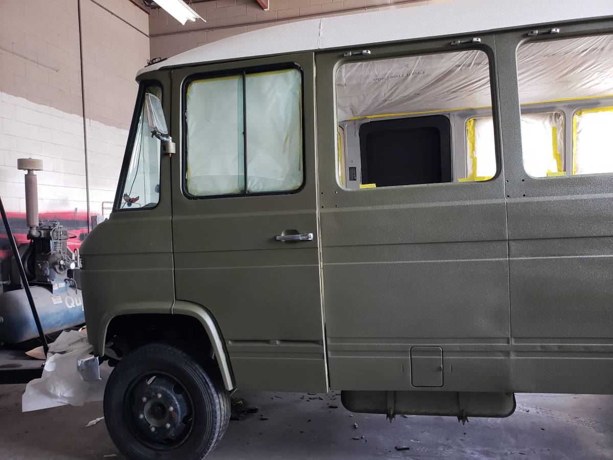 Mercedes-benz-o309d-diesel-1977-green-2