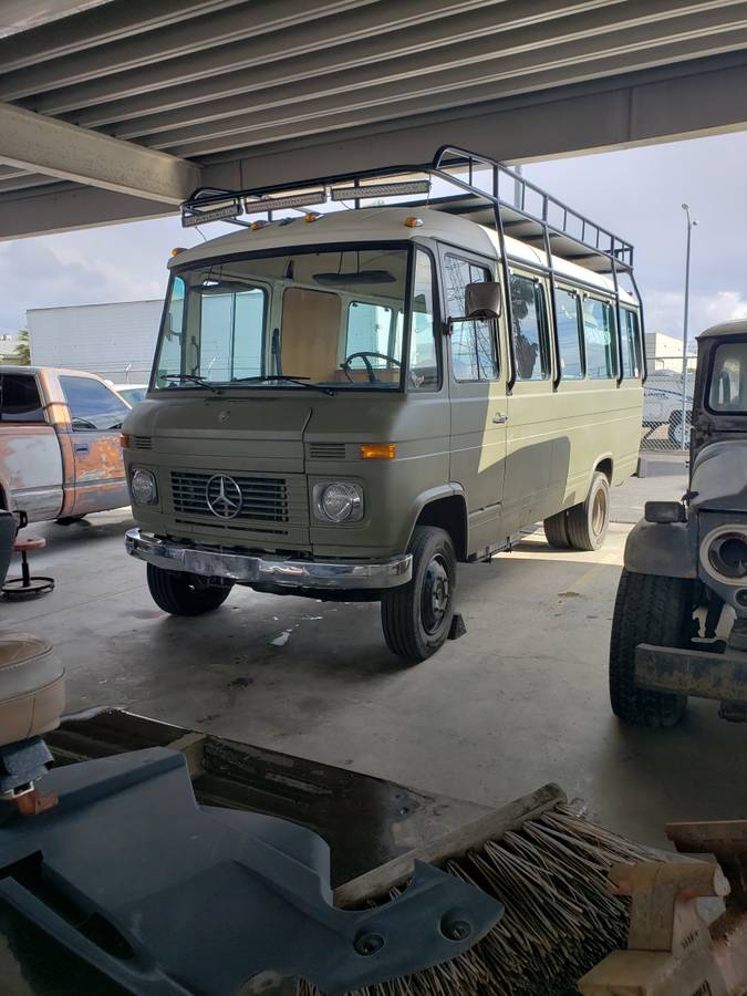Mercedes-benz-o309d-diesel-1977-green-7