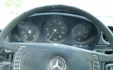Mercedes-benz-r107.-1972-black-6