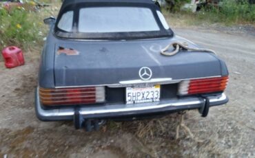 Mercedes-benz-r107.-1972-black-7