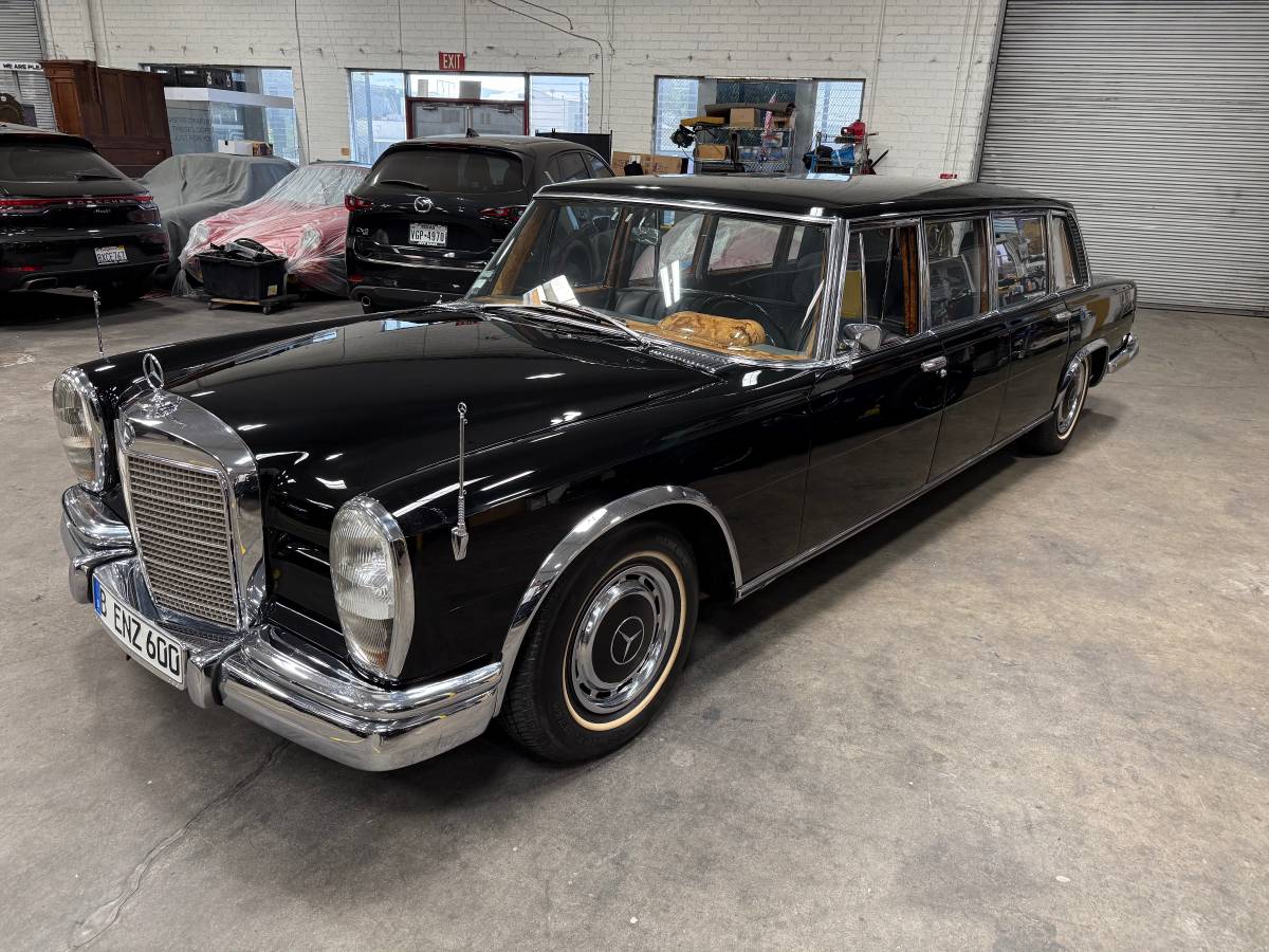 Mercedes-benz-s-class-1964-black-1