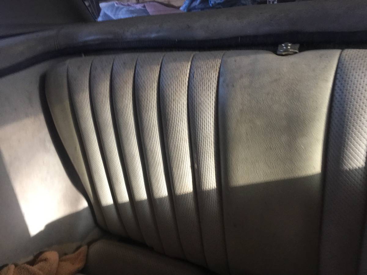 Mercedes-benz-s-class-1973-17