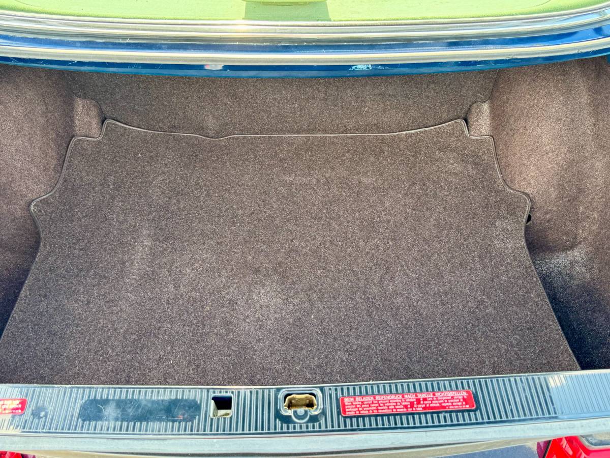 Mercedes-benz-s-class-1988-2
