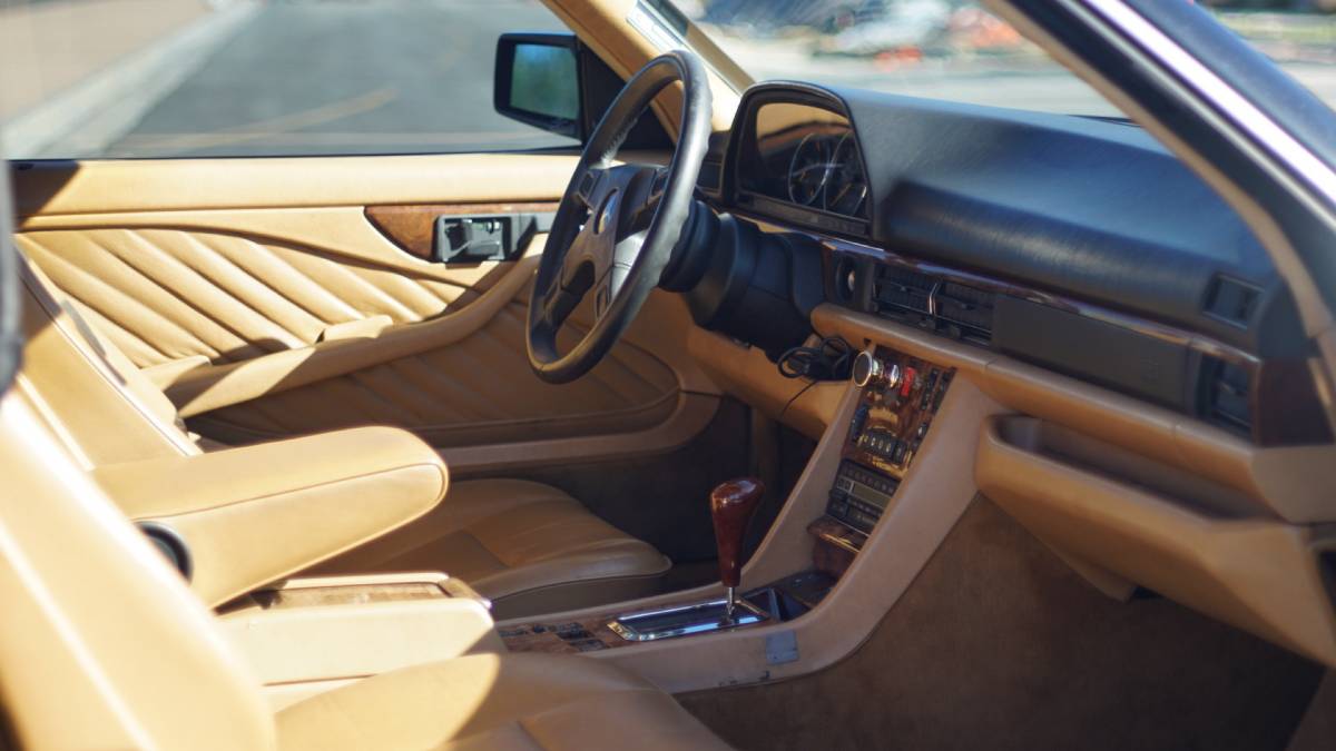Mercedes-benz-s-class-1990-black-10